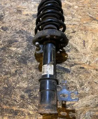 Opel Zafira B Front shock absorber with coil spring 368135153 13280740 22231389