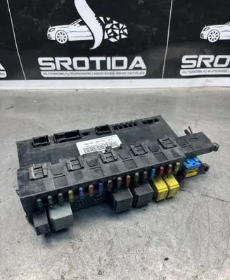 Mercedes-Benz E W211 Fuse module 2115453401 5DK00804721