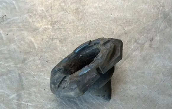 Renault Kadjar Rear coil spring rubber mount 550324EA0A
