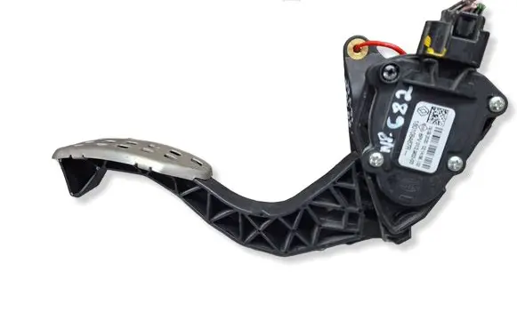 Renault Captur II Accelerator throttle pedal S26301682 180108467R