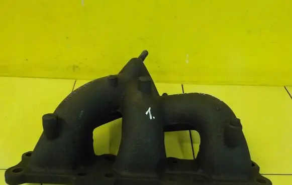Opel Senator B Exhaust manifold 92322000