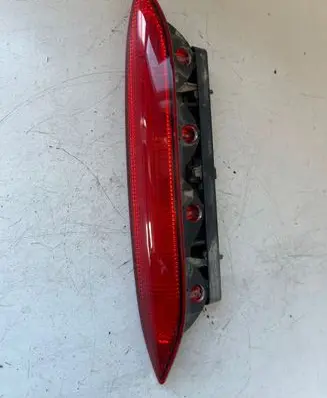 Mitsubishi Colt Third/center stoplight MR957379 27940002