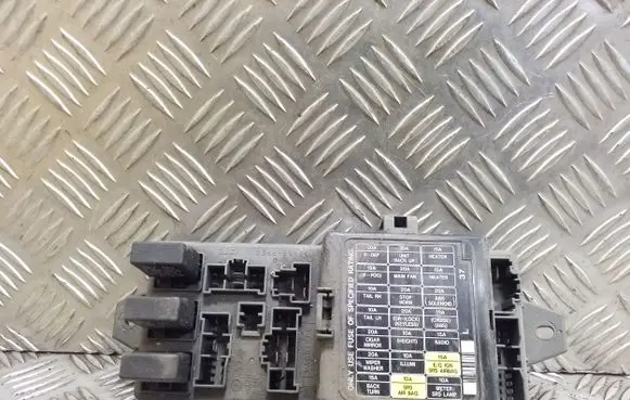 Subaru Legacy Fuse module