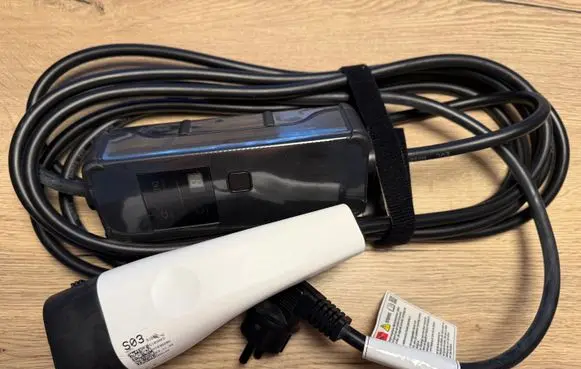 KIA EV6 Electric car charging cable 91686GI030KD