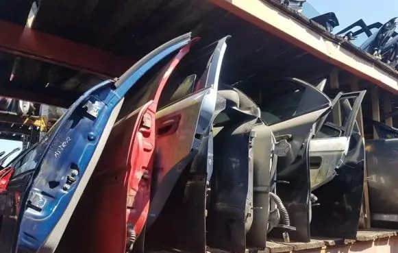 Opel Tigra A Front door juodos