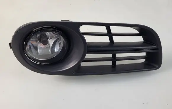 Skoda Fabia Mk1 (6Y) Front bumper lower grill 6Y0853666F