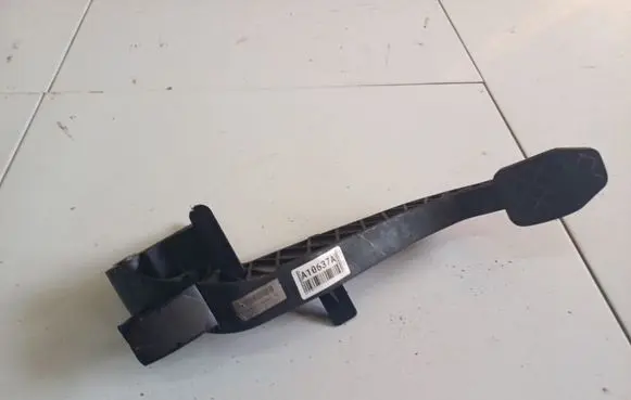 Audi A6 S6 C6 4F Clutch pedal 4F1721316