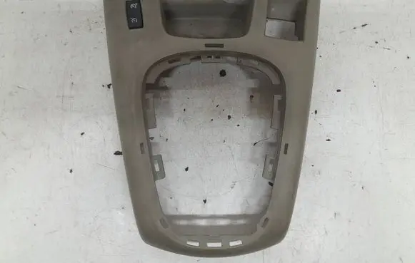 Renault Scenic III - Grand scenic III Gear shifter surround trim plastic 969330001R