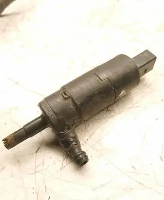 Volkswagen Touareg I Headlight washer pump 3B0955681 001005