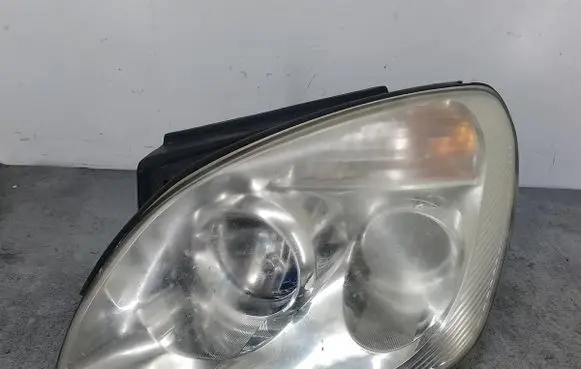 KIA Carens II Headlight/headlamp