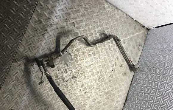 KIA Sportage Air conditioning (A/C) pipe/hose