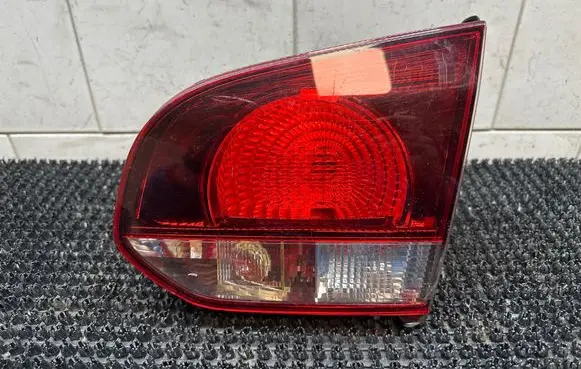 Volkswagen Golf VI Tailgate rear/tail lights 5K0945094T