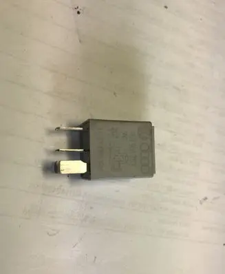 Skoda Fabia Mk2 (5J) Other relay 1K0951253