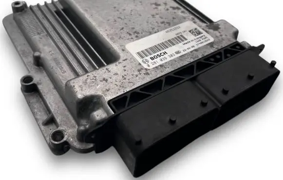 Fiat Doblo Engine control unit/module ECU 0281039303 4783
