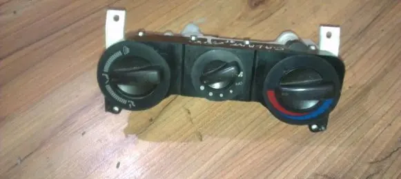 Mitsubishi Galant Climate control unit