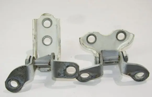 Rear door hinge set