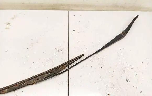 Fiat Stilo Front wiper blade arm 46814354