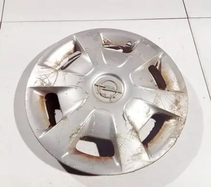 Opel Astra G R15 wheel hub/cap/trim 90576074 90576075