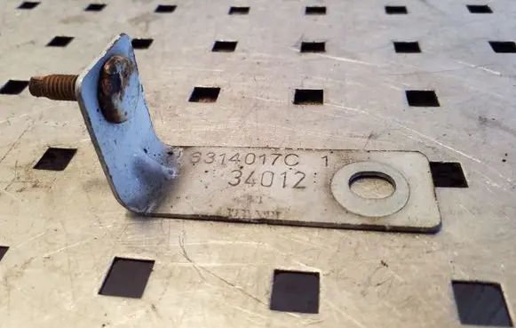 Renault Megane III Fender mounting bracket 6314017C