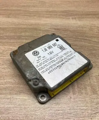 Volkswagen PASSAT B5 Airbag control unit/module 1J0909607 5WK4199