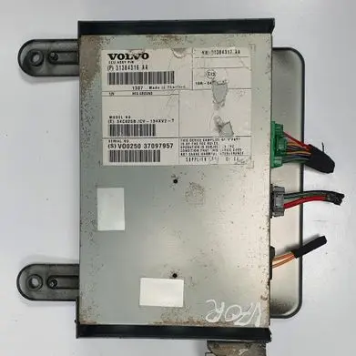 Volvo V70 Sound amplifier 31384316