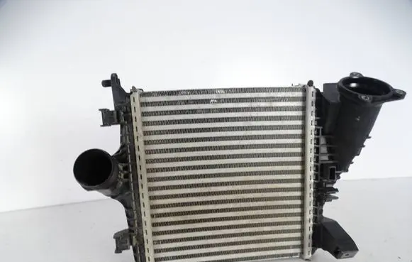 Audi Q8 Intercooler radiator 4m0145804bm