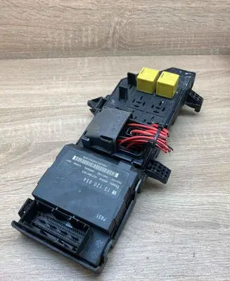 Opel Signum Central body control module 24443147 13120954