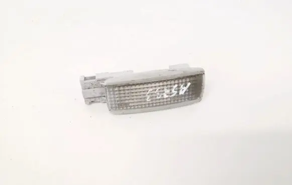 Volkswagen PASSAT B5 Other interior light 3B0947113