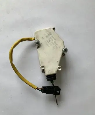 Fuel tank cap lock motor