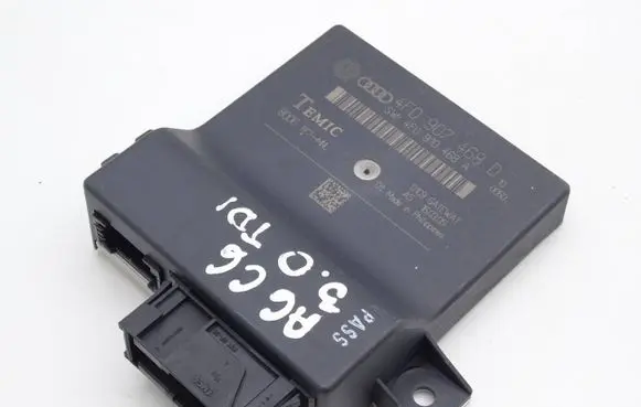 Audi A6 S6 C6 4F Gateway control module 4F0907468D