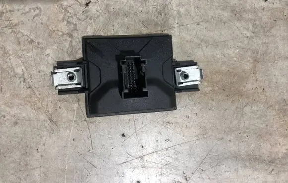 Mercedes-Benz Vito Viano W447 Trunk lid opening control unit A4479015701 A4779029800 A4479000002