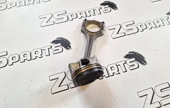Jeep Wrangler Piston with connecting rod