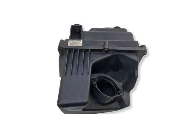 Jeep Cherokee Air filter box 68240300AB 66680