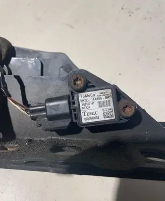 Land Rover Discovery 4 - LR4 Airbag deployment crash/impact sensor 5H2Z14A686BA 00009400A6 YDB500141
