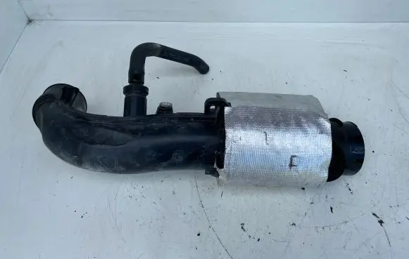Volvo V40 Intercooler hose/pipe 31370975