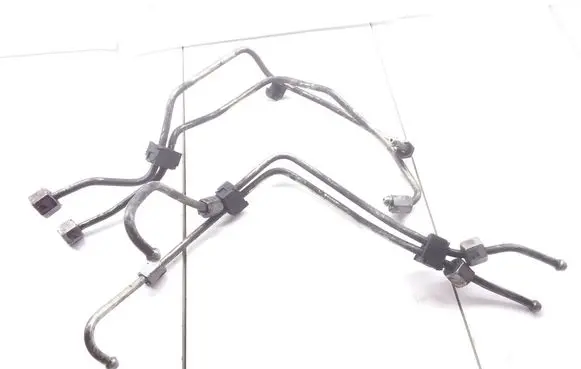 Peugeot 207 Fuel line pipe