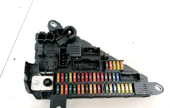 BMW 5 E60 E61 Fuse box set 913883001 9138830-01