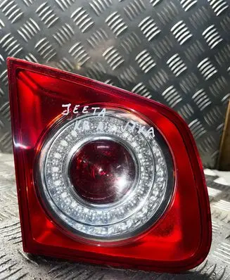 Volkswagen Jetta V Tailgate rear/tail lights