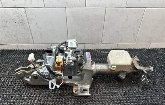Steering wheel axle set
