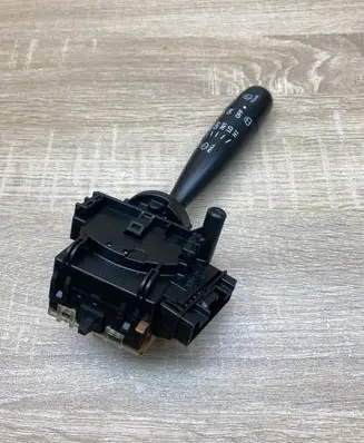 Toyota Yaris Verso Wiper control stalk 173647 6473N03