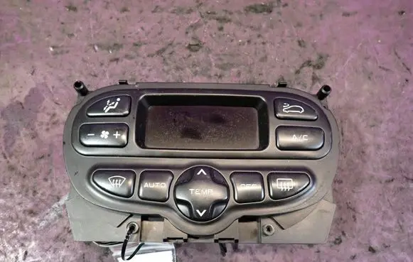 Peugeot 307 CC Climate control unit 