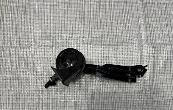 Lancia Ypsilon Engine bonnet/hood hinges 9853436480