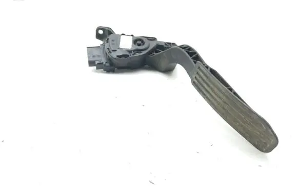 Land Rover Freelander 2 - LR2 Accelerator throttle pedal 6G929F836HF