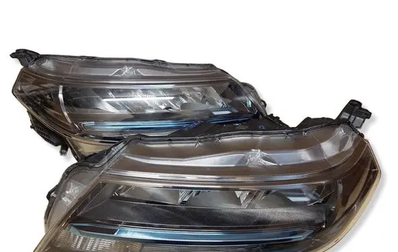 Suzuki Vitara (LY) Headlight/headlamp 1007R016