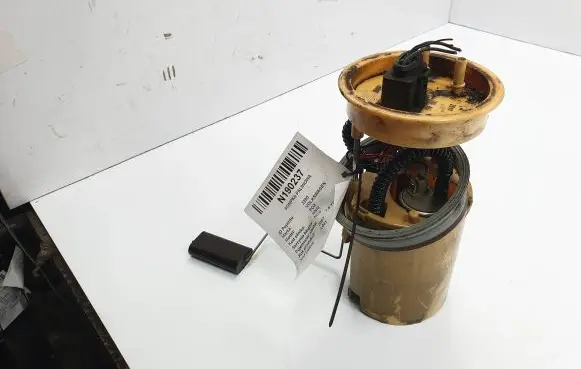 Volkswagen Fox In-tank fuel pump 5Z0919050B