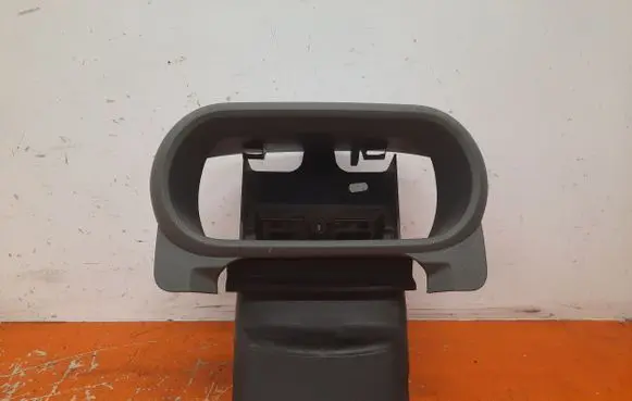 Ford Fusion Dashboard trim 2N113530