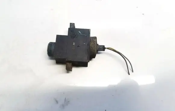 BMW 7 E65 E66 Tailgate opening switch 613169020891