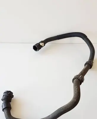 Peugeot 208 Engine coolant pipe/hose 9824370680