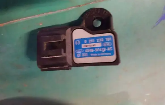 Mazda 5 Air pressure sensor