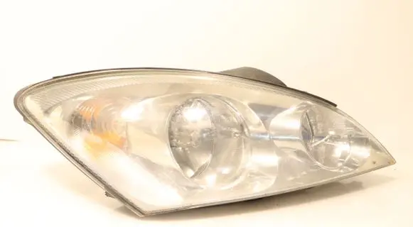 KIA Ceed Headlight/headlamp 921021H000